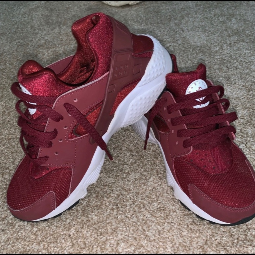 Burgundy Huaraches